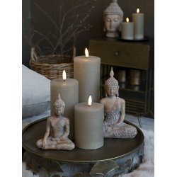 Buddha siddende H13,5/L9,5/B5 cm latte