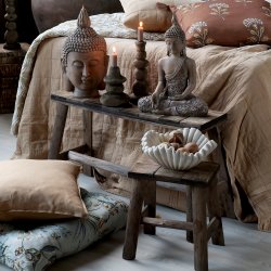 Buddha siddende H41/L30/B16 cm latte