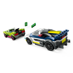 Biljagt med politi og muskelbil 