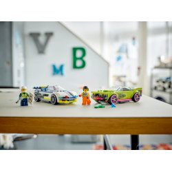 Biljagt med politi og muskelbil 