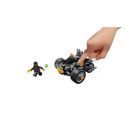 Batman: The Attack of the Talons 76110