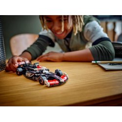 MoneyGram Haas F1� Team VF-24-racerbil