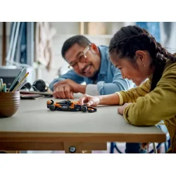 McLaren F1 Team MCL38-racerbil