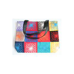 Taske stor sort rd lys bl hvid orange praktisk