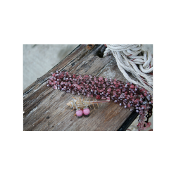 reringe med perle af sten i gammel rosa