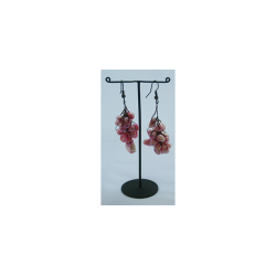 reringe lange med lyserde perler af sten