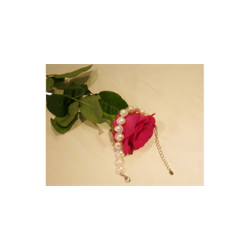 Hndlavet armbnd med flotte perler