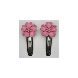 Hrspnder med lder blomst i lyserd.