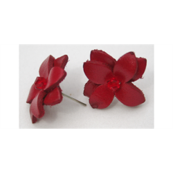 Flotte hndlavede reringe med lder blomst i rd.