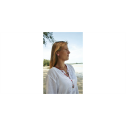 Flotte hndlavede reringe med lder blomst i rosa.